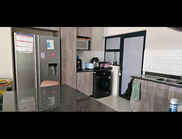 3 BEDROOM PROPERTY TO RENT IN BARTLETT